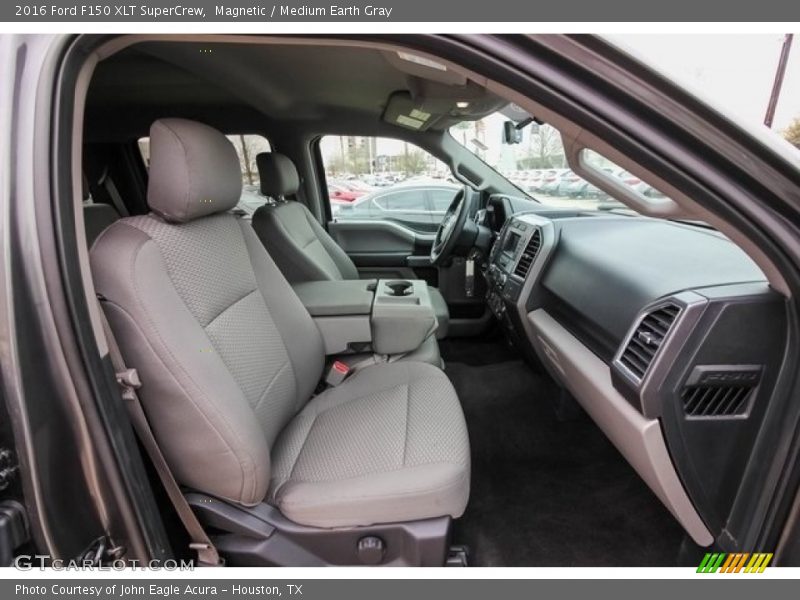 Magnetic / Medium Earth Gray 2016 Ford F150 XLT SuperCrew