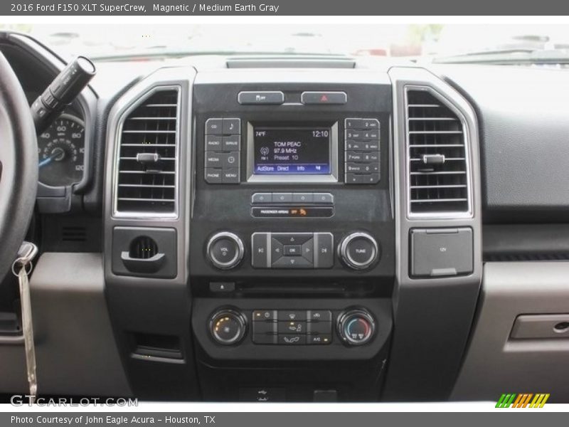 Magnetic / Medium Earth Gray 2016 Ford F150 XLT SuperCrew