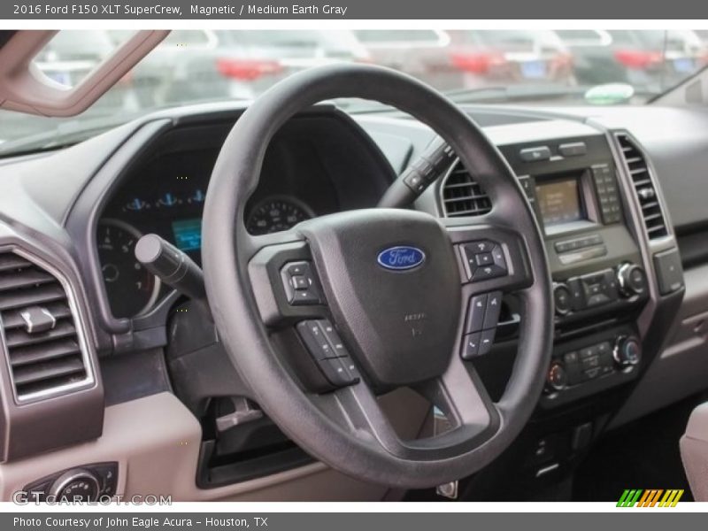 Magnetic / Medium Earth Gray 2016 Ford F150 XLT SuperCrew
