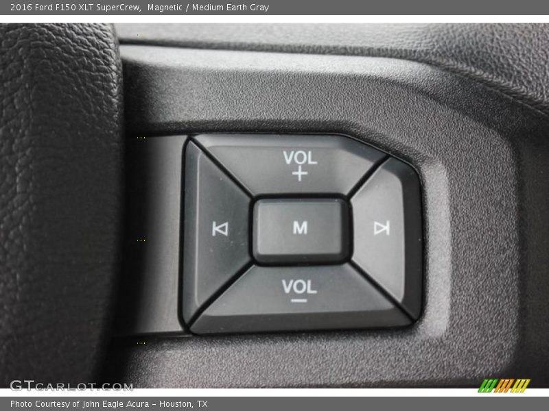 Magnetic / Medium Earth Gray 2016 Ford F150 XLT SuperCrew
