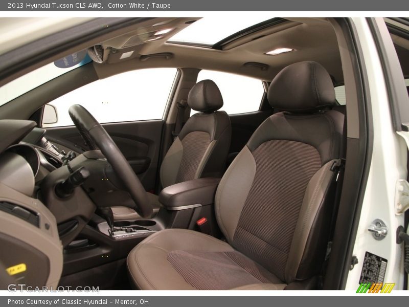 Cotton White / Taupe 2013 Hyundai Tucson GLS AWD