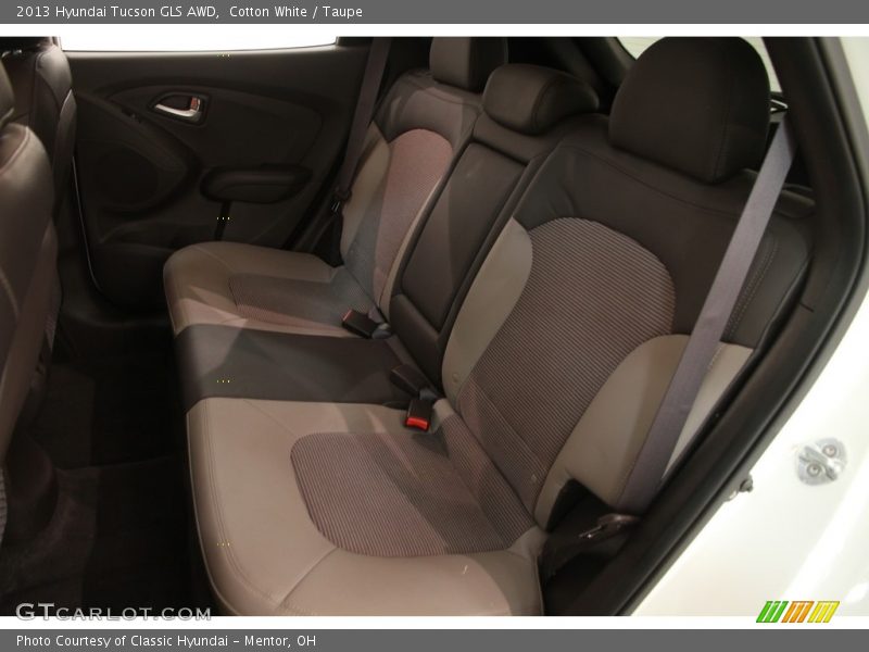 Cotton White / Taupe 2013 Hyundai Tucson GLS AWD