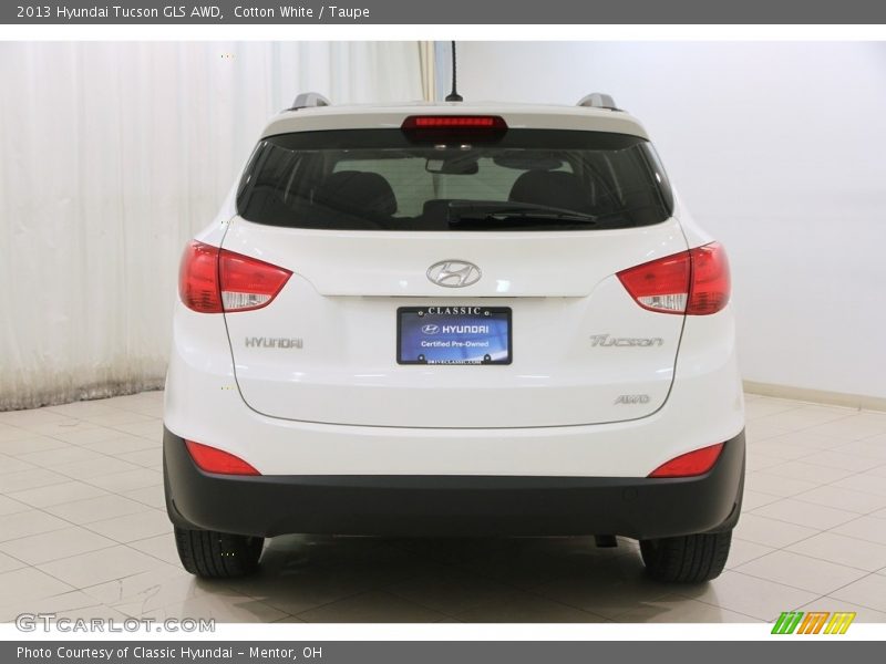 Cotton White / Taupe 2013 Hyundai Tucson GLS AWD