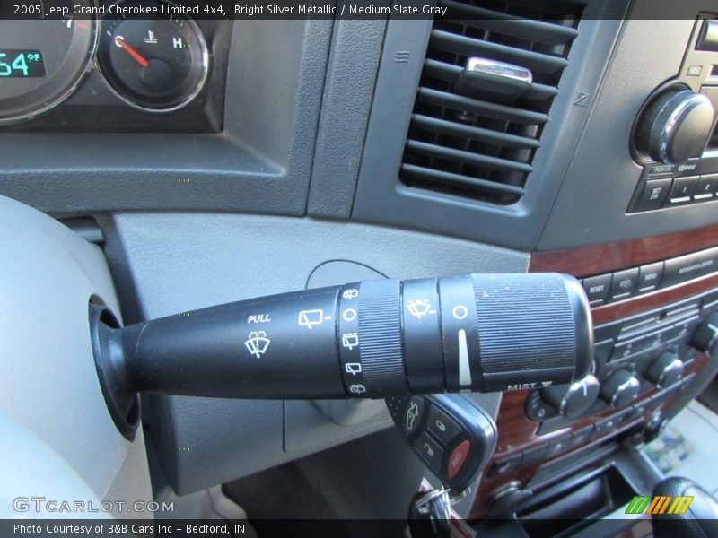 Bright Silver Metallic / Medium Slate Gray 2005 Jeep Grand Cherokee Limited 4x4