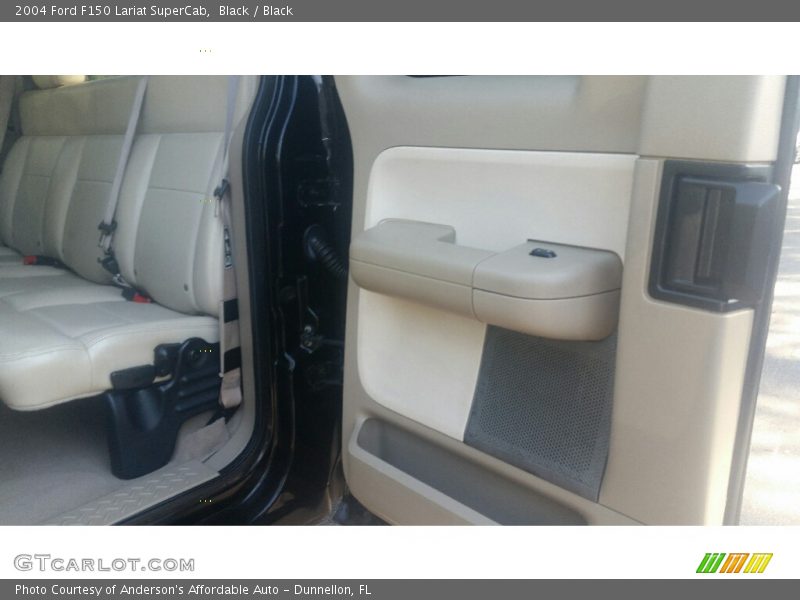 Black / Black 2004 Ford F150 Lariat SuperCab