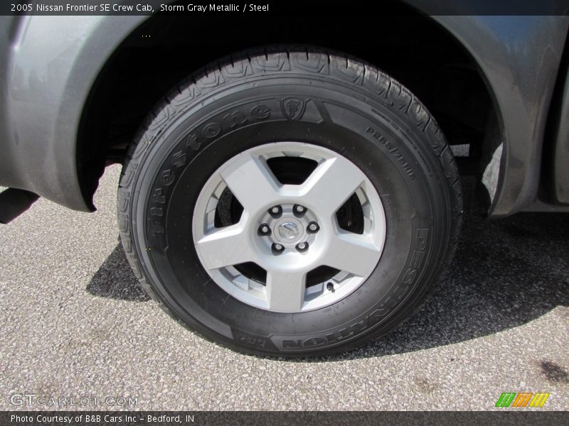 Storm Gray Metallic / Steel 2005 Nissan Frontier SE Crew Cab
