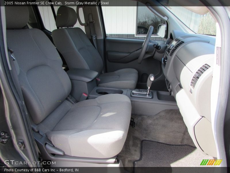 Storm Gray Metallic / Steel 2005 Nissan Frontier SE Crew Cab