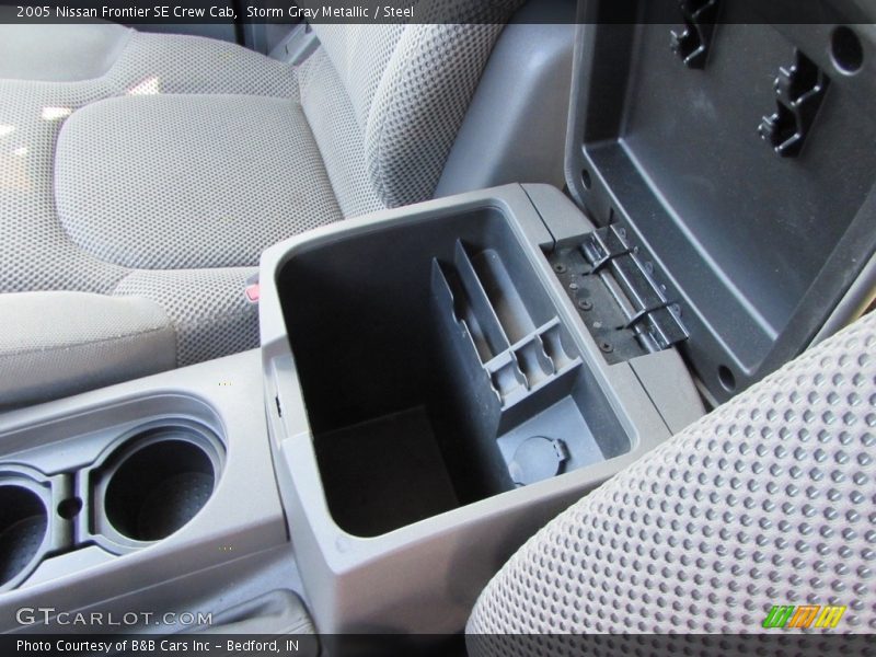 Storm Gray Metallic / Steel 2005 Nissan Frontier SE Crew Cab