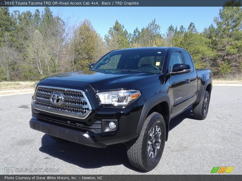 Front 3/4 View of 2016 Tacoma TRD Off-Road Access Cab 4x4