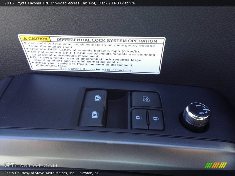 Black / TRD Graphite 2016 Toyota Tacoma TRD Off-Road Access Cab 4x4