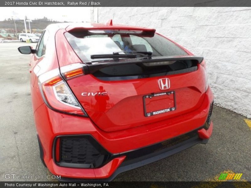 Rallye Red / Black 2017 Honda Civic EX Hatchback