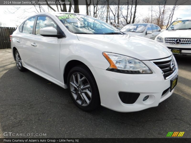 Aspen White / Charcoal 2014 Nissan Sentra SR