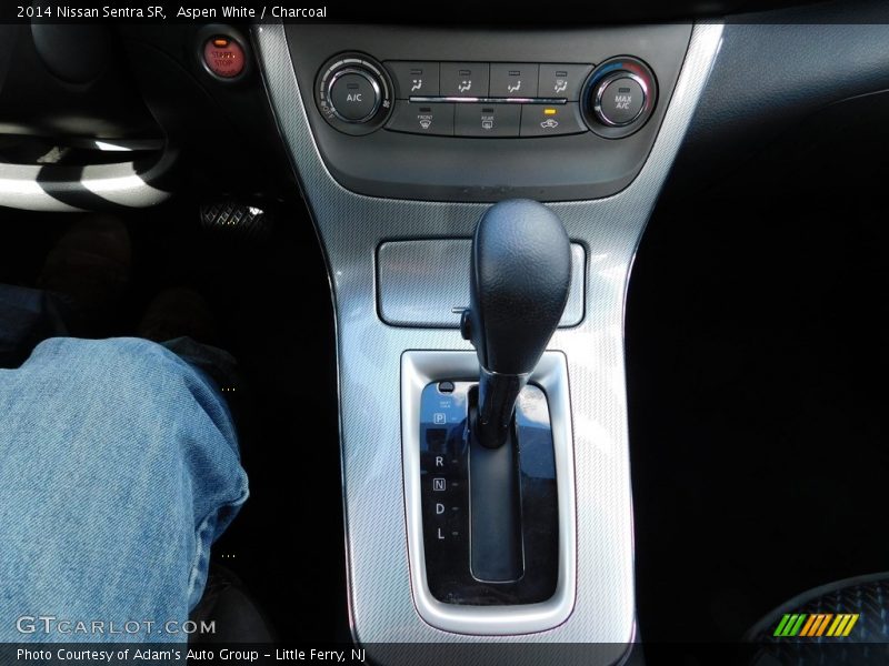 Aspen White / Charcoal 2014 Nissan Sentra SR