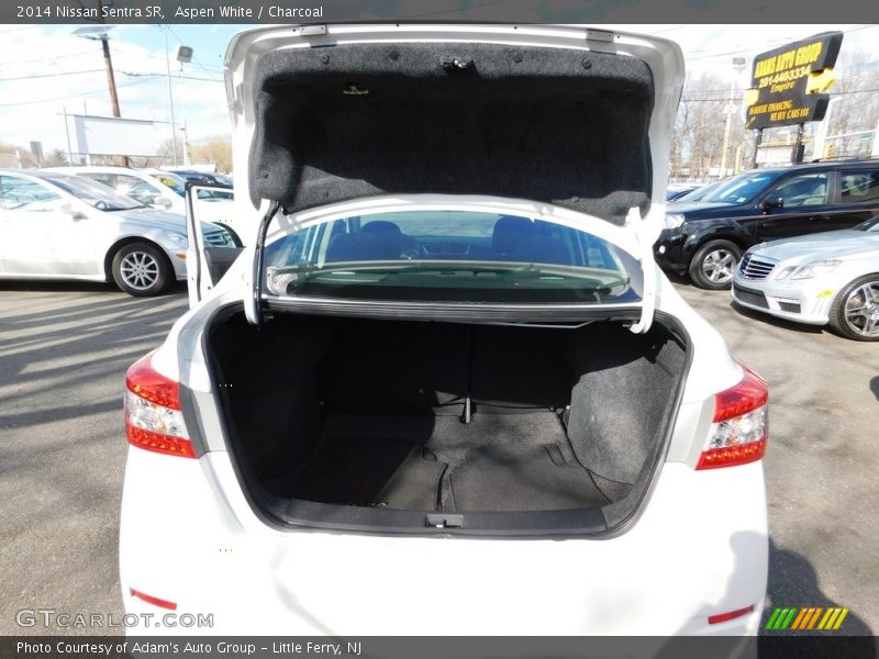 Aspen White / Charcoal 2014 Nissan Sentra SR