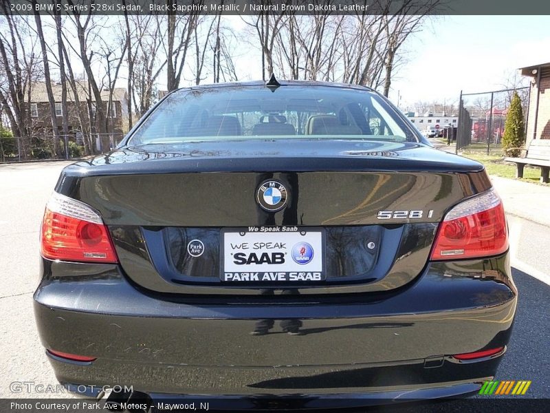Black Sapphire Metallic / Natural Brown Dakota Leather 2009 BMW 5 Series 528xi Sedan