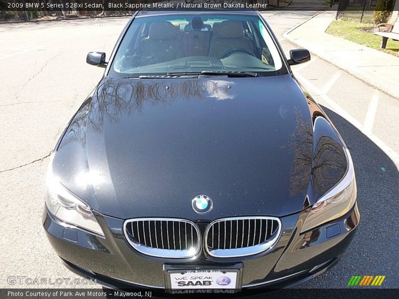 Black Sapphire Metallic / Natural Brown Dakota Leather 2009 BMW 5 Series 528xi Sedan