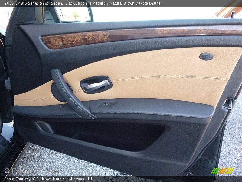 Black Sapphire Metallic / Natural Brown Dakota Leather 2009 BMW 5 Series 528xi Sedan