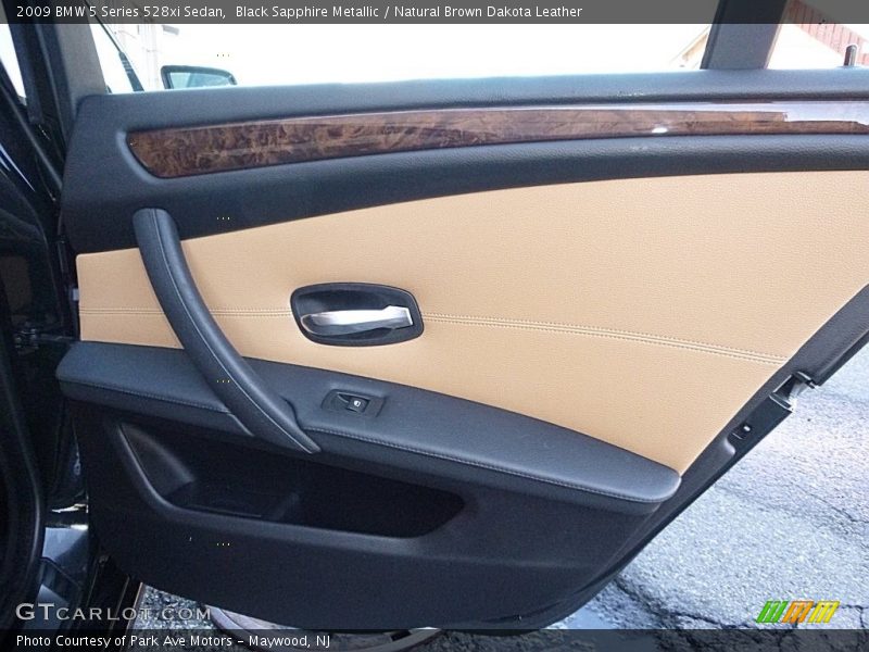 Black Sapphire Metallic / Natural Brown Dakota Leather 2009 BMW 5 Series 528xi Sedan