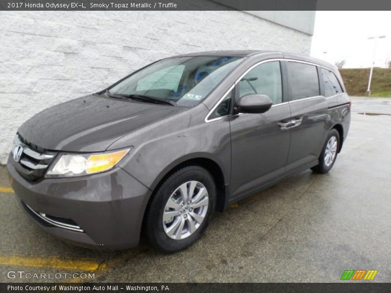 Smoky Topaz Metallic / Truffle 2017 Honda Odyssey EX-L