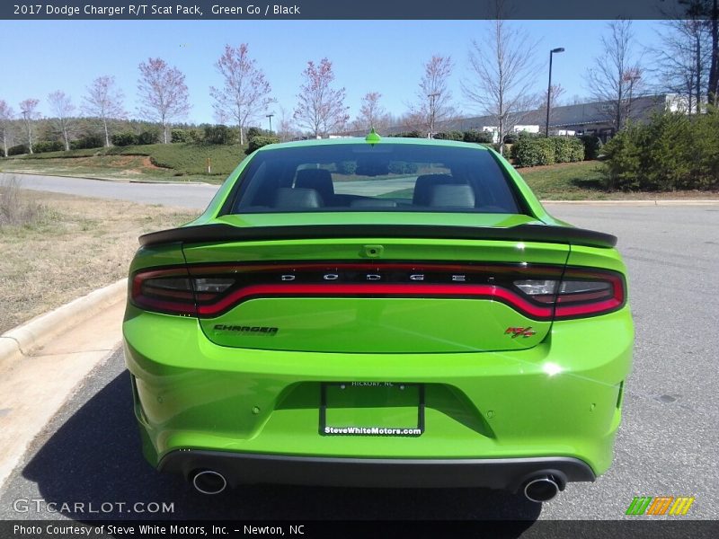 Green Go / Black 2017 Dodge Charger R/T Scat Pack