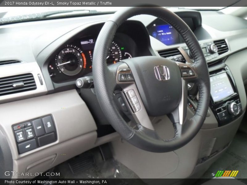Smoky Topaz Metallic / Truffle 2017 Honda Odyssey EX-L