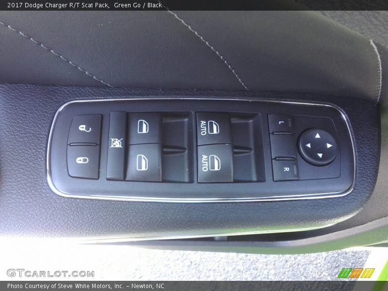 Controls of 2017 Charger R/T Scat Pack
