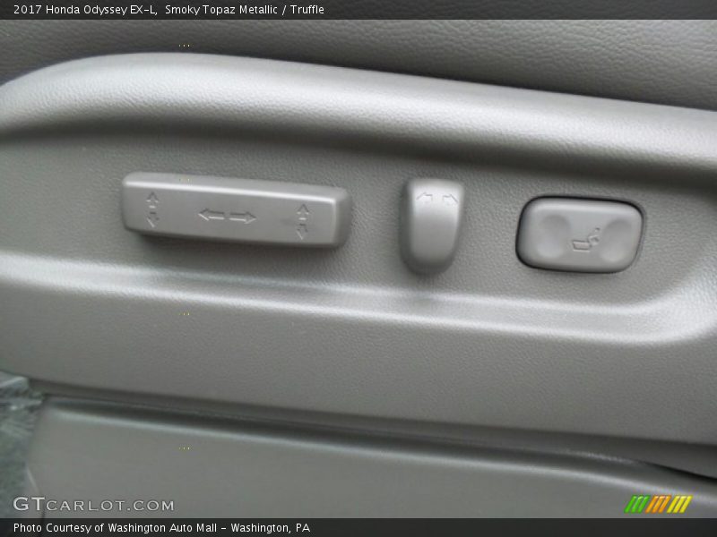 Smoky Topaz Metallic / Truffle 2017 Honda Odyssey EX-L