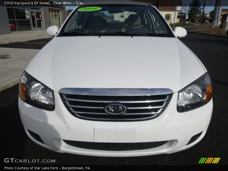 Clear White / Gray 2009 Kia Spectra EX Sedan