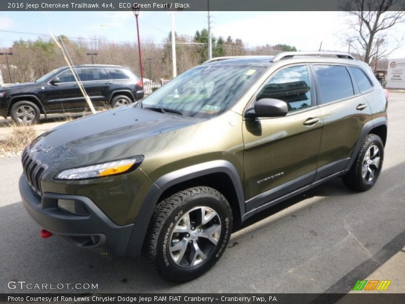 ECO Green Pearl / Black 2016 Jeep Cherokee Trailhawk 4x4
