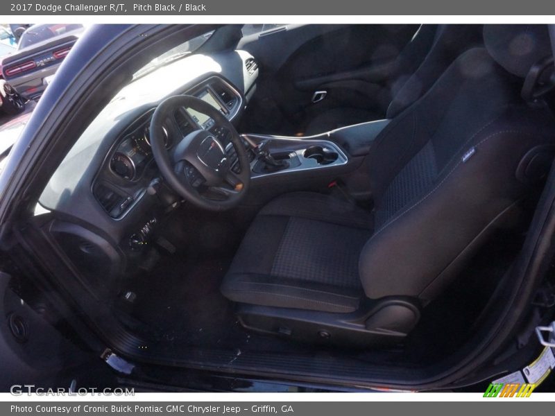 Pitch Black / Black 2017 Dodge Challenger R/T