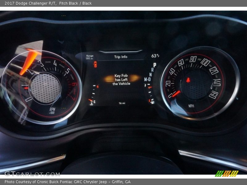Pitch Black / Black 2017 Dodge Challenger R/T