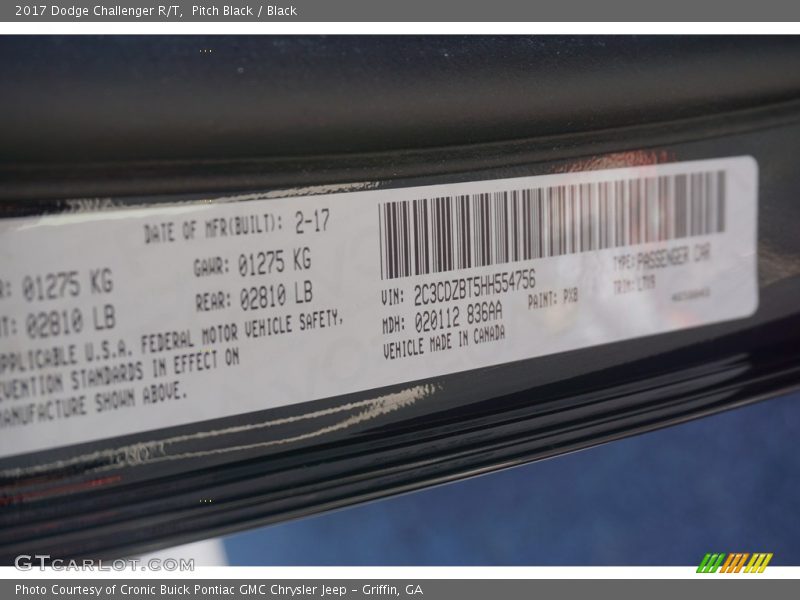 Pitch Black / Black 2017 Dodge Challenger R/T