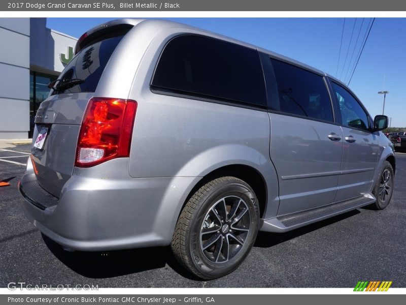Billet Metallic / Black 2017 Dodge Grand Caravan SE Plus