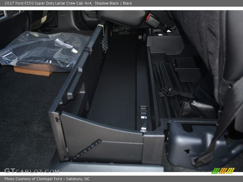 Shadow Black / Black 2017 Ford F250 Super Duty Lariat Crew Cab 4x4