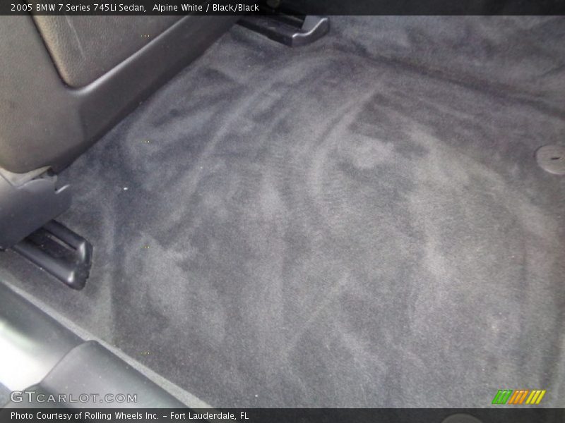 Alpine White / Black/Black 2005 BMW 7 Series 745Li Sedan