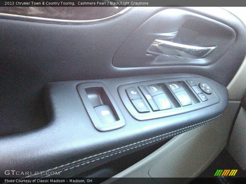Cashmere Pearl / Black/Light Graystone 2013 Chrysler Town & Country Touring