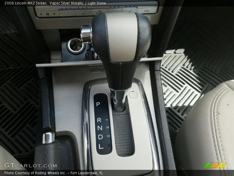 Vapor Silver Metallic / Light Stone 2009 Lincoln MKZ Sedan