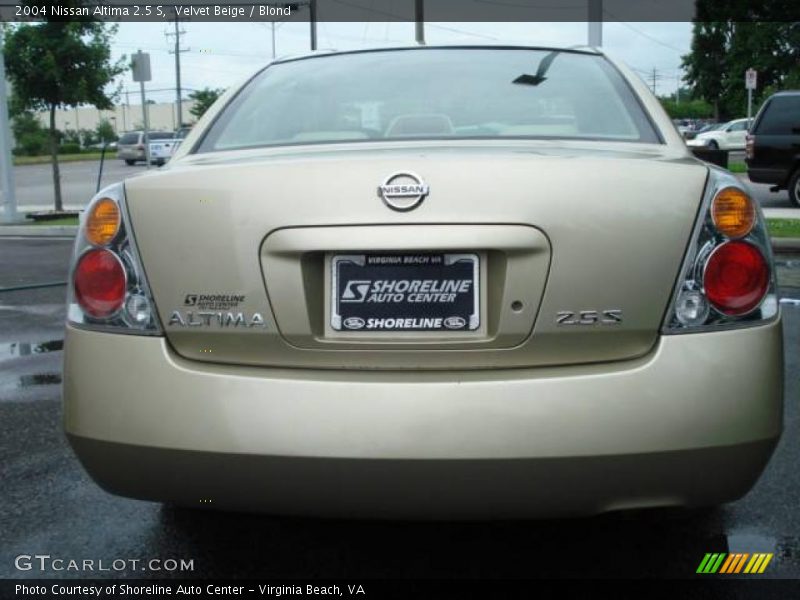 Velvet Beige / Blond 2004 Nissan Altima 2.5 S