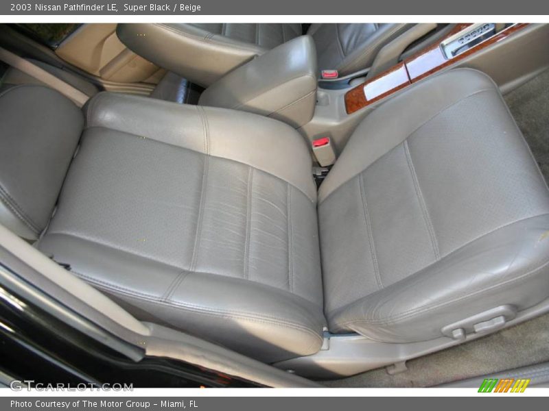 Super Black / Beige 2003 Nissan Pathfinder LE