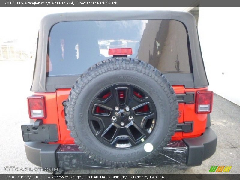 Firecracker Red / Black 2017 Jeep Wrangler Willys Wheeler 4x4