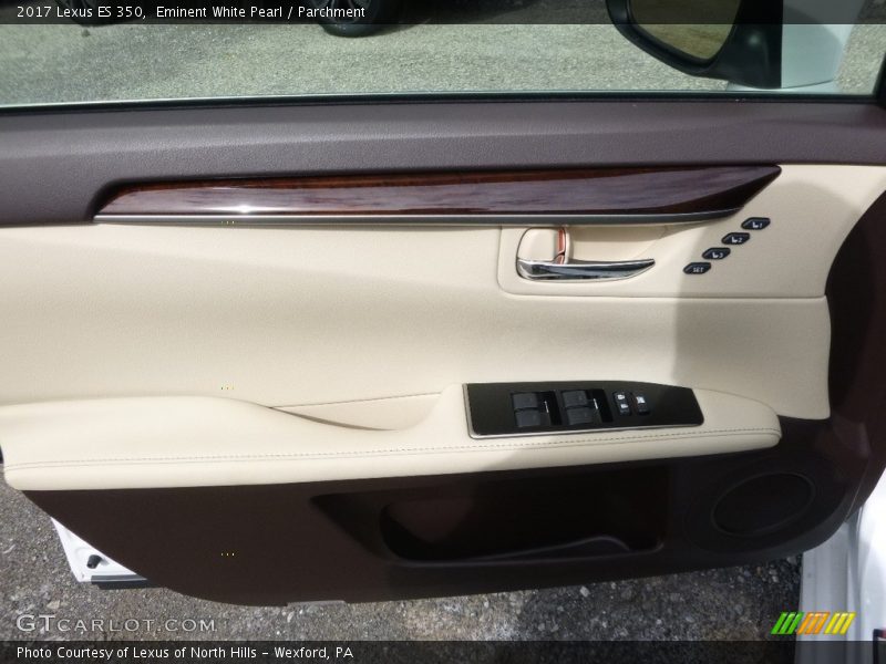 Eminent White Pearl / Parchment 2017 Lexus ES 350