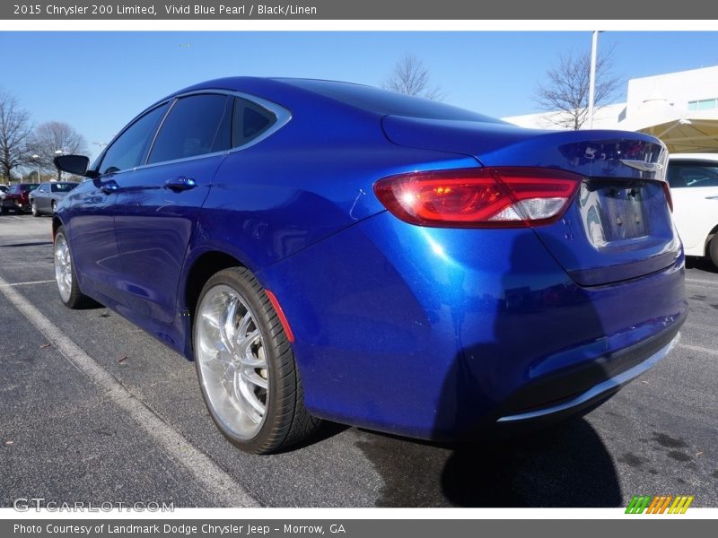 Vivid Blue Pearl / Black/Linen 2015 Chrysler 200 Limited
