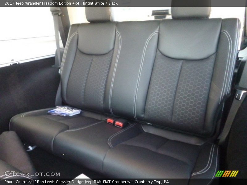 Bright White / Black 2017 Jeep Wrangler Freedom Edition 4x4