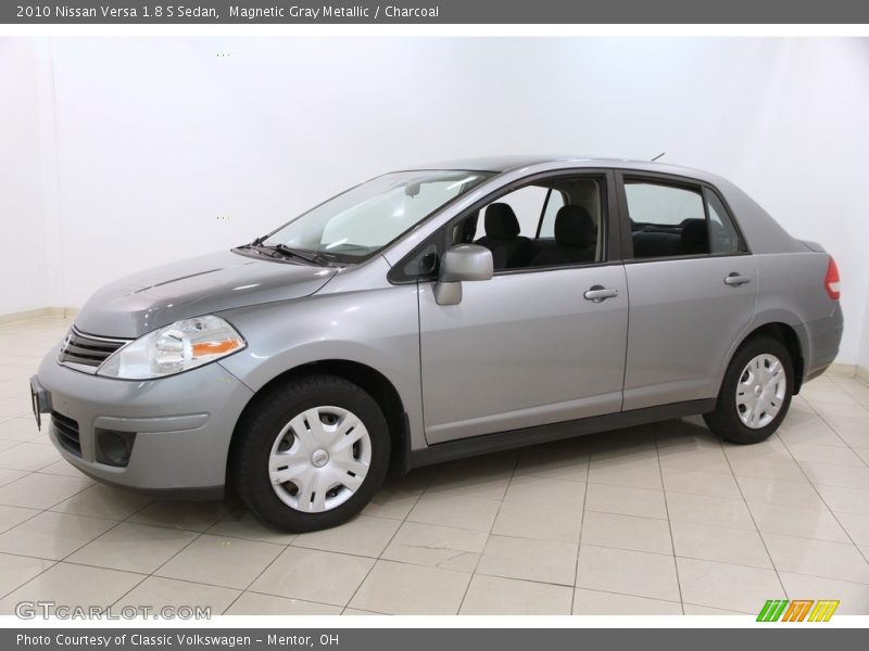 Magnetic Gray Metallic / Charcoal 2010 Nissan Versa 1.8 S Sedan