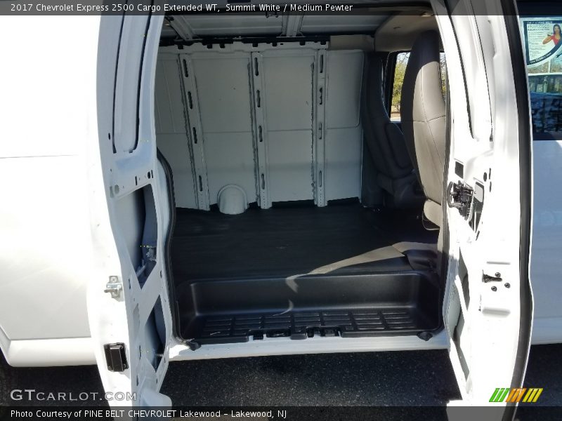 Summit White / Medium Pewter 2017 Chevrolet Express 2500 Cargo Extended WT