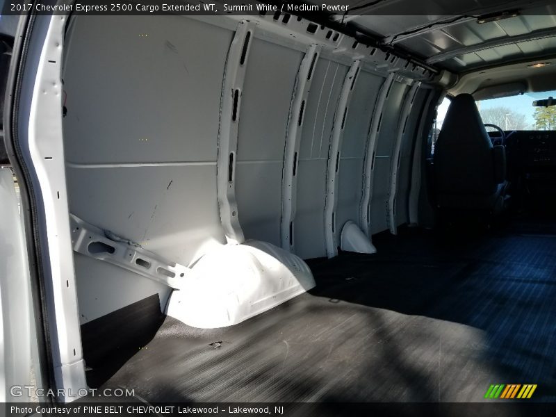 Summit White / Medium Pewter 2017 Chevrolet Express 2500 Cargo Extended WT