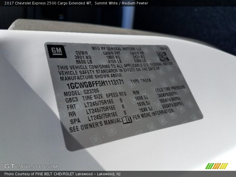 Summit White / Medium Pewter 2017 Chevrolet Express 2500 Cargo Extended WT