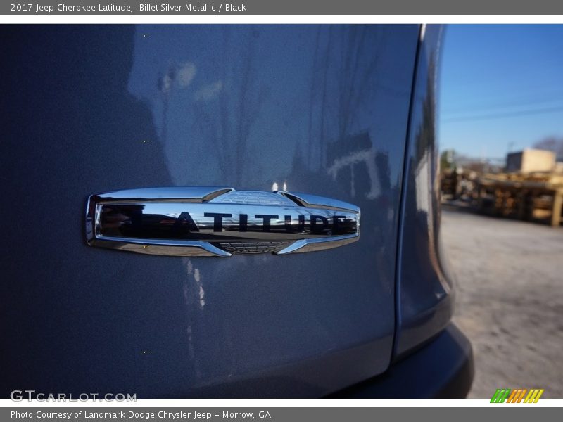 Billet Silver Metallic / Black 2017 Jeep Cherokee Latitude