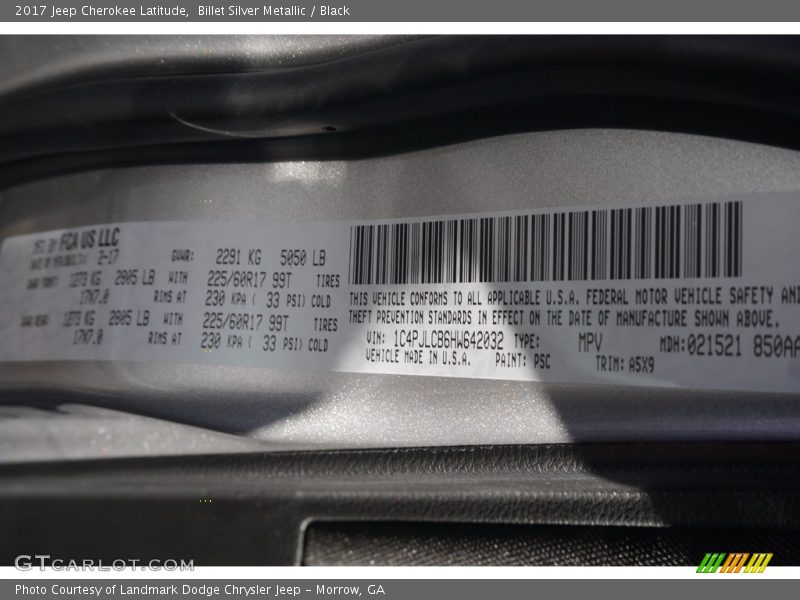Billet Silver Metallic / Black 2017 Jeep Cherokee Latitude