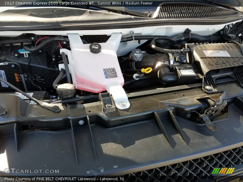 Summit White / Medium Pewter 2017 Chevrolet Express 2500 Cargo Extended WT